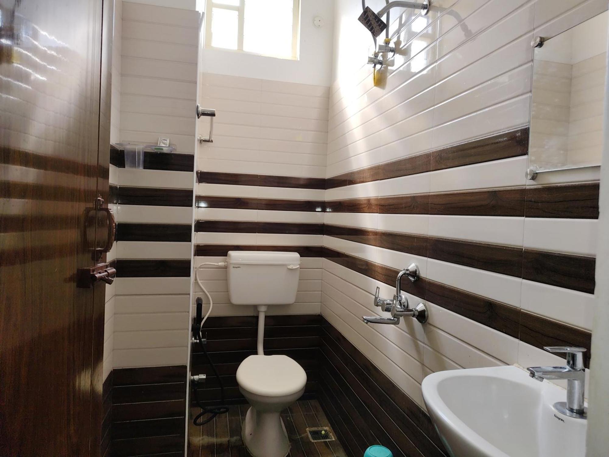 De' Capital Hotel Puducherry Zewnętrze zdjęcie